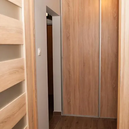 Mala Ostoja * 스클라르스카포렘바