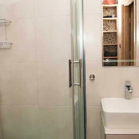 Mala Ostoja 斯克拉斯卡波伦巴